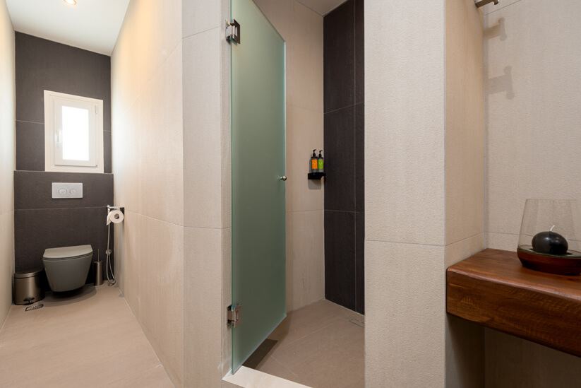 deluxesuite11